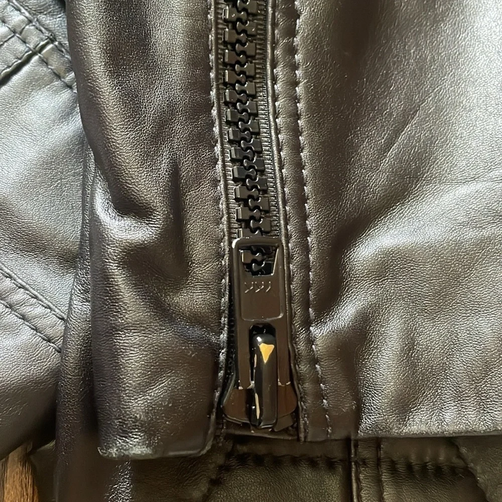 Tommy Hilfiger black leather